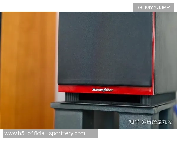 世体独家解码:赫拉德-马丁新赛季身披18号,继承阿尔巴号码的深层意义 世体独家解码:赫拉德-马丁新赛季身披18号,继承阿尔巴号码的深层意义