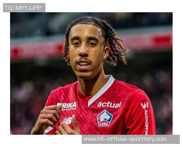 约罗:不后悔拒绝皇马;曼联只会选择给球队带来正能量的球员 约罗:不后悔拒绝皇马;曼联只会选择给球队带来正能量的球员