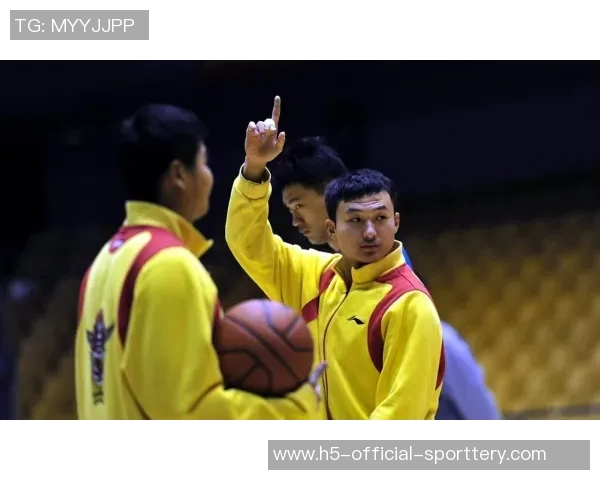 阿隆索:我不想让比赛偏离重点,之后会和维尼修斯沟通 阿隆索:我不想让比赛偏离重点,之后会和维尼修斯沟通